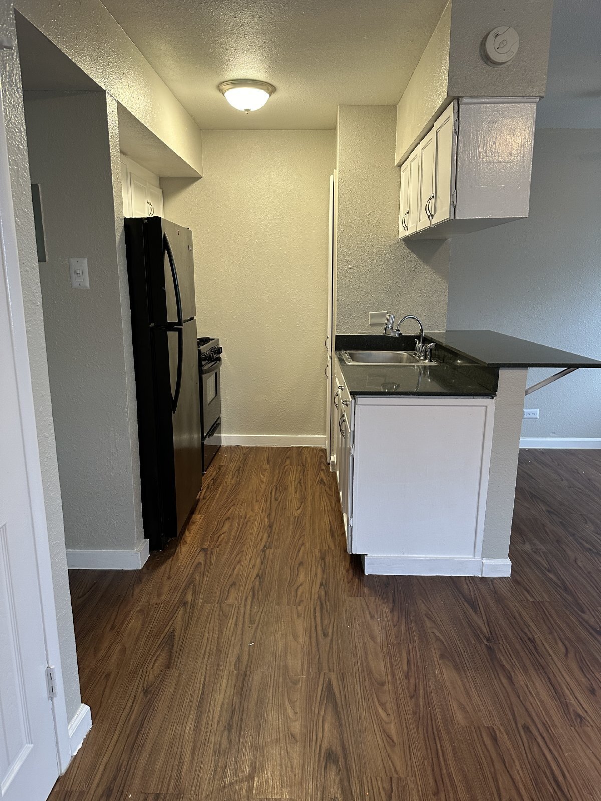 Application Special on this East Side 1 Bedroom, Close to Ft. Sam property image