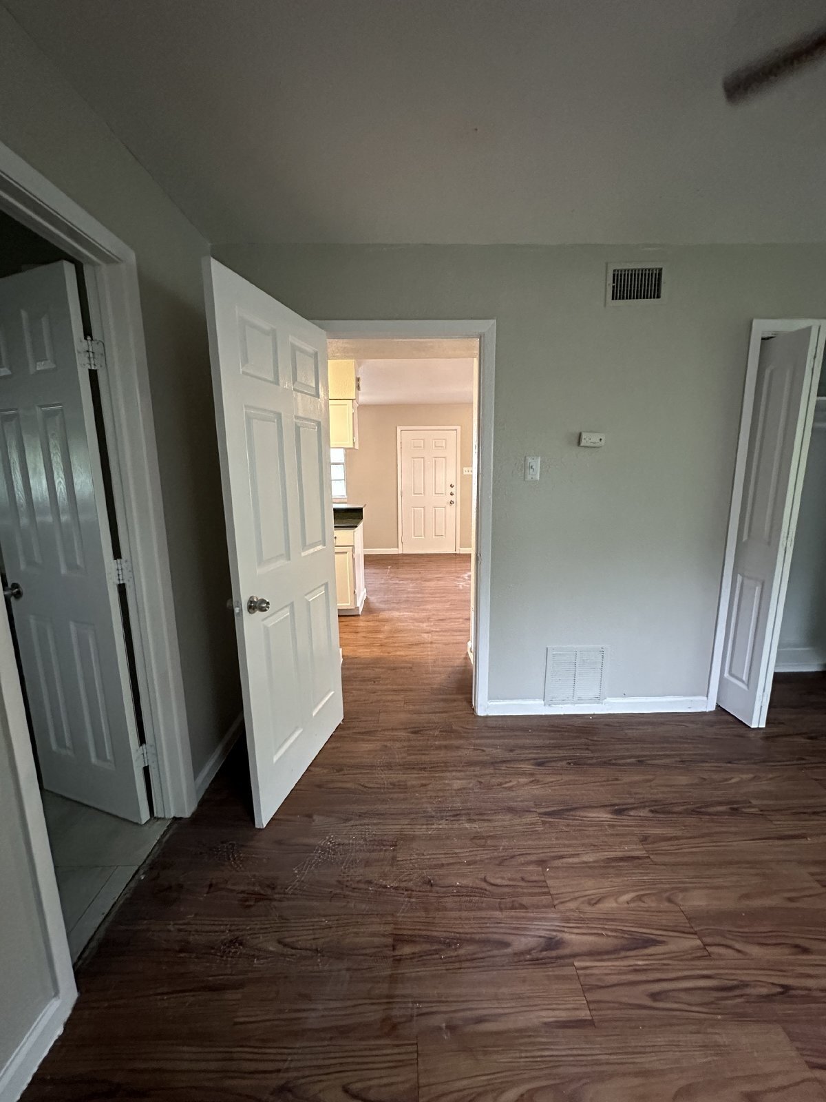 Application Special on this East Side 1 Bedroom, Close to Ft. Sam property image