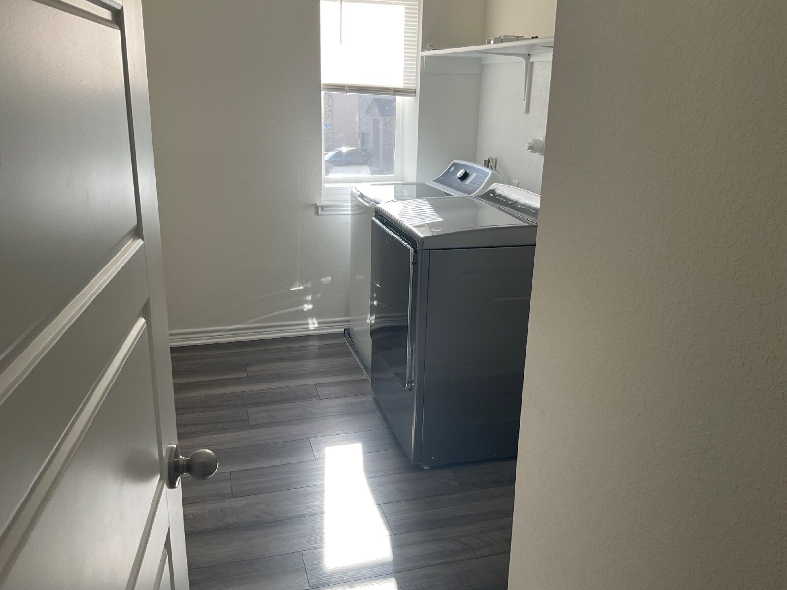 New beautiful 3/2.5 home with Office property image