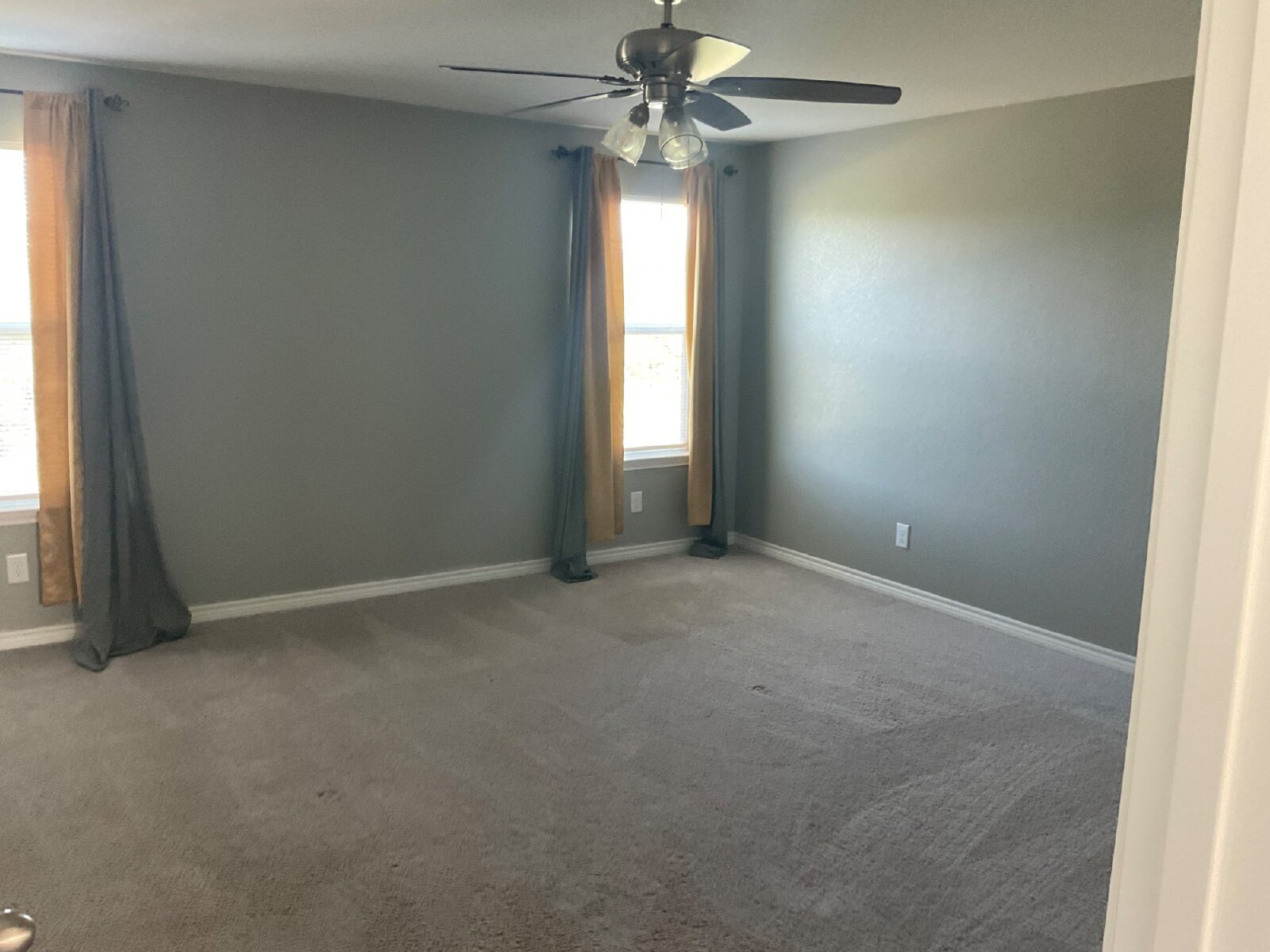 New beautiful 3/2.5 home with Office property image