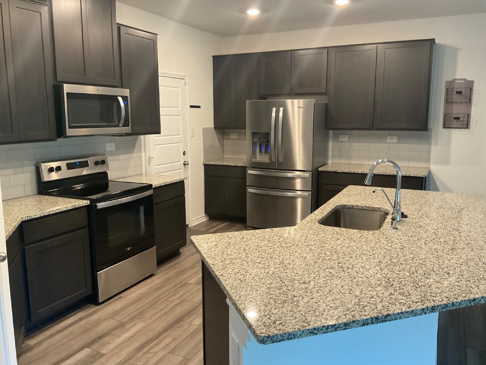 New beautiful 3/2.5 home with Office property image