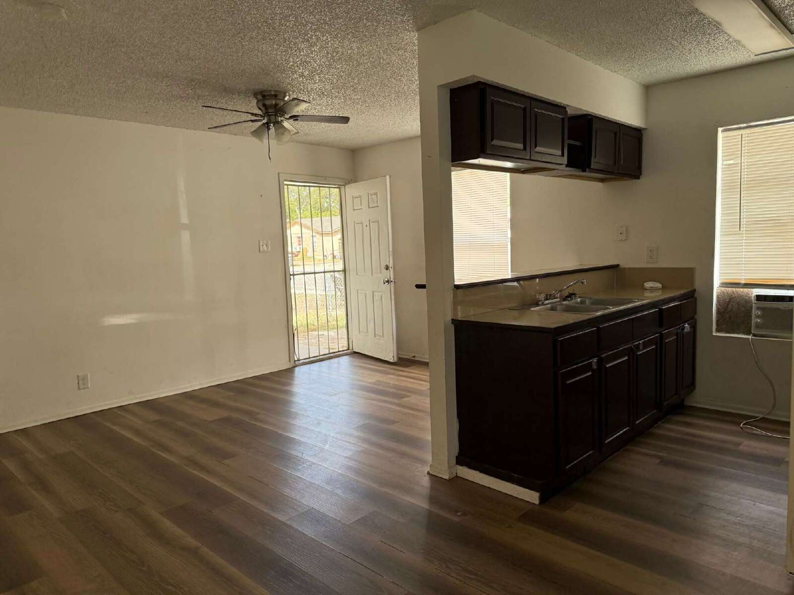 Two Bedroom Charmer with Washer & Dryer Included property image