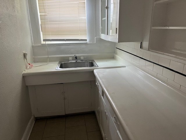 Utilities Included, Studio apartment in the heart of St. Mary's property image