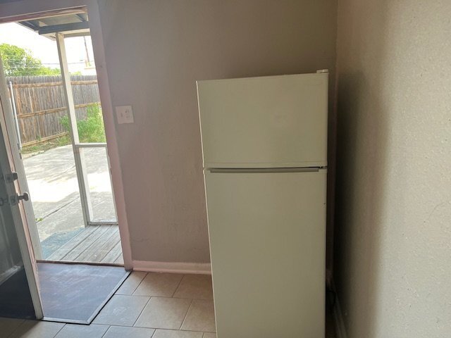 Utilities Included, Studio apartment in the heart of St. Mary's property image