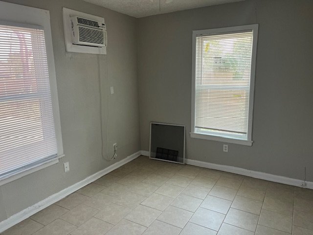 Utilities Included, Studio apartment in the heart of St. Mary's property image