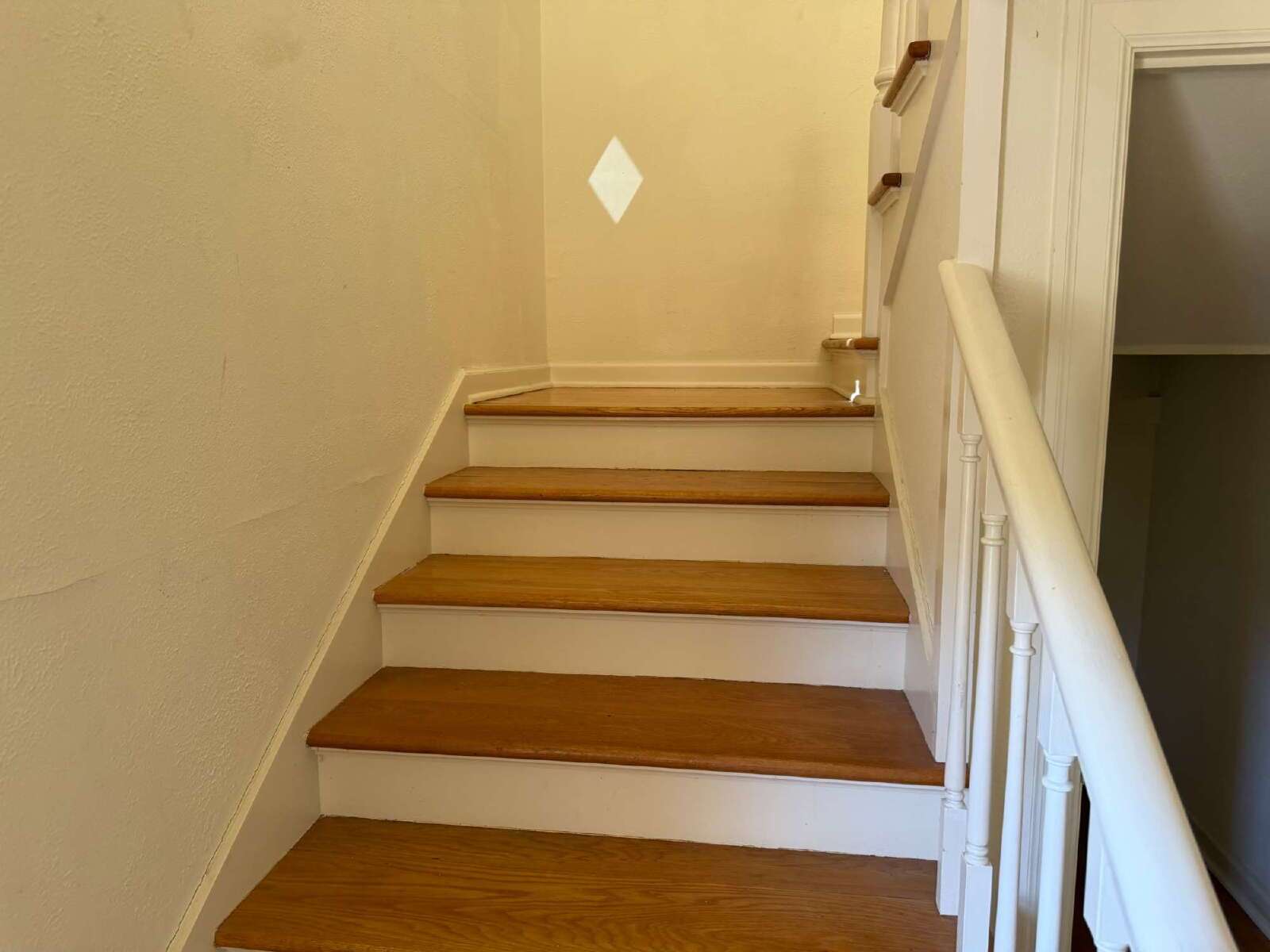 Beautiful two bedroom/1 bathroom with Original Details property image