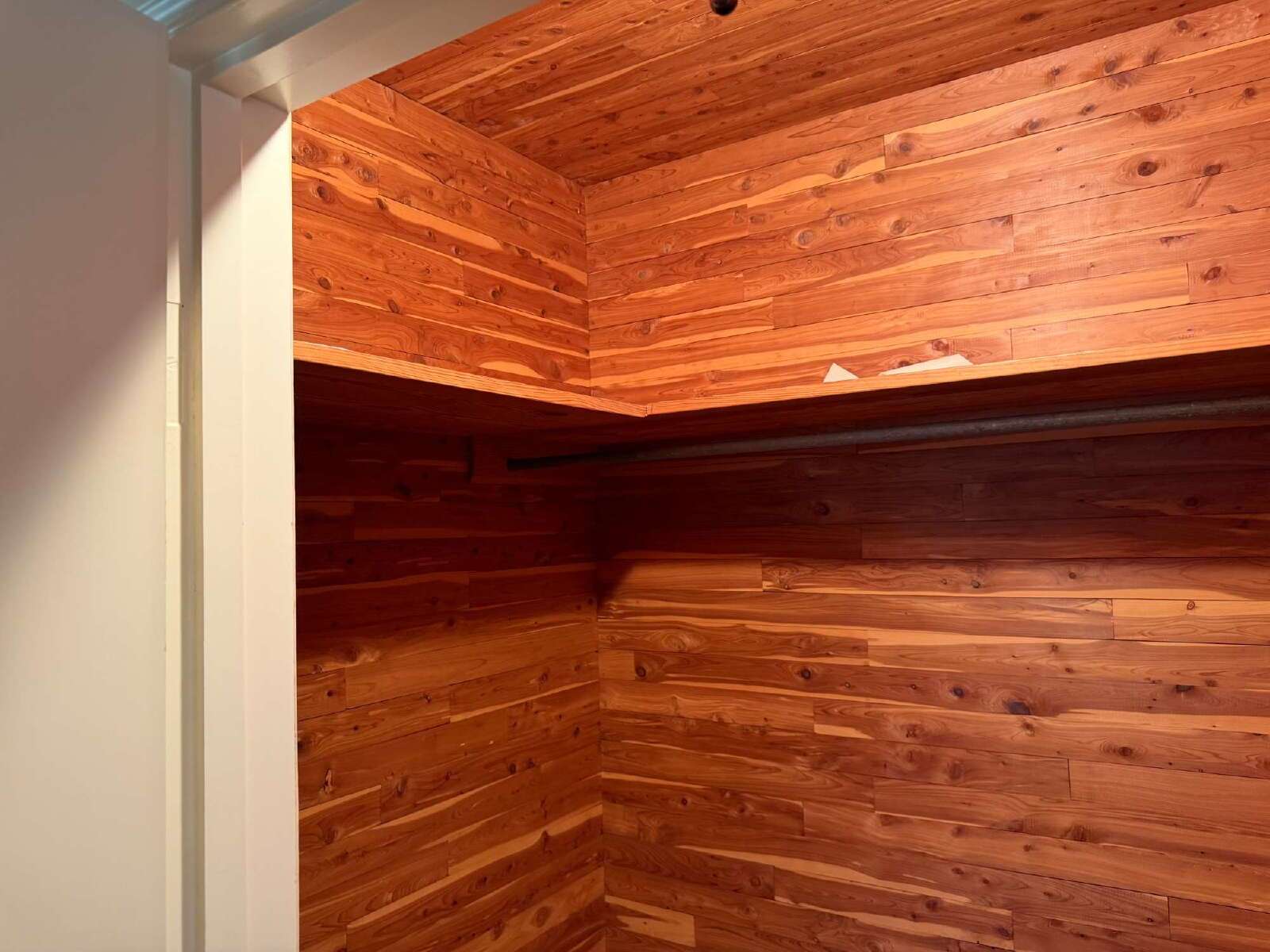 Beautiful two bedroom/1 bathroom with Original Details property image