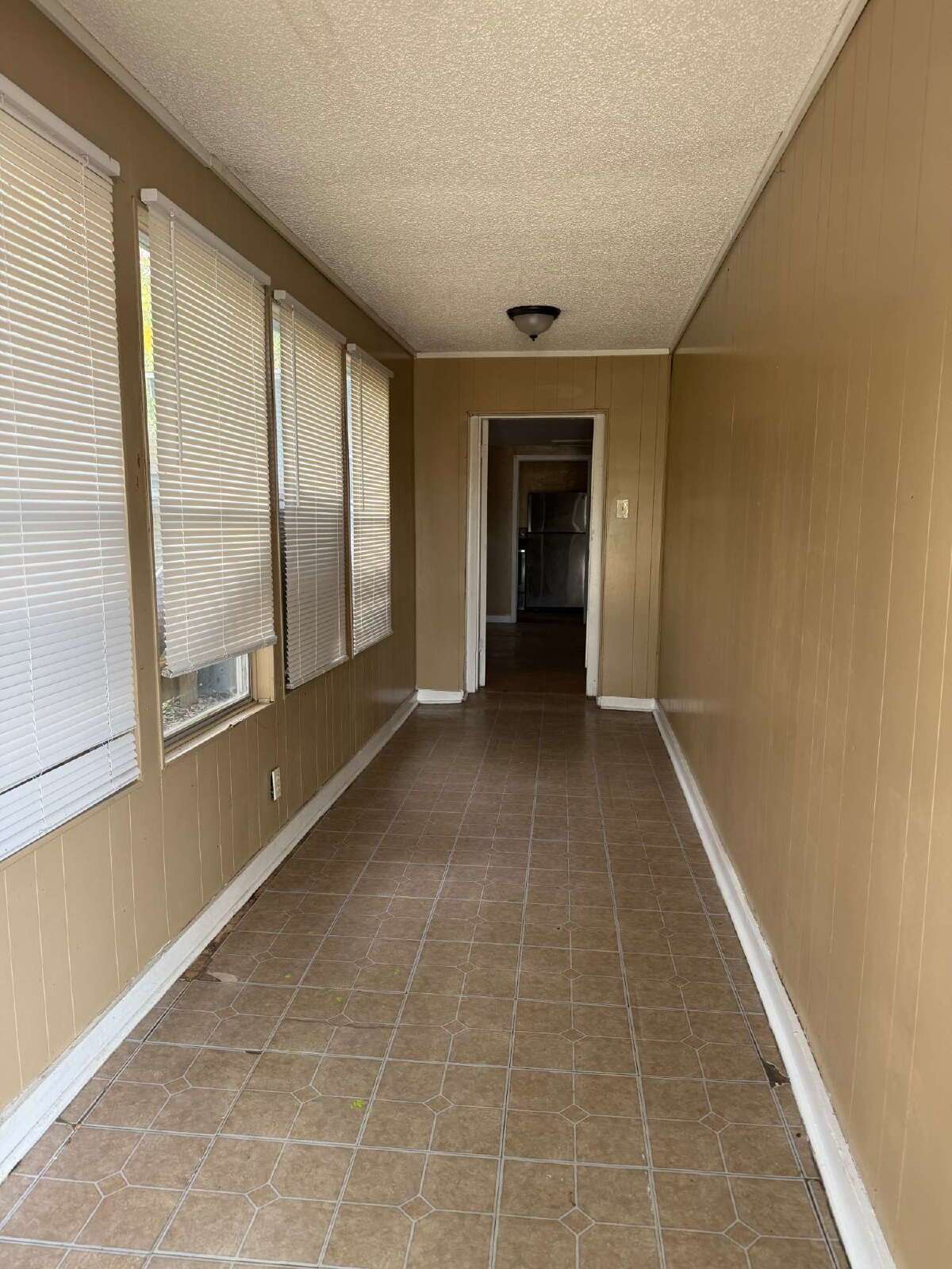 One Bedroom Apartment Close to 410 & 87 property image