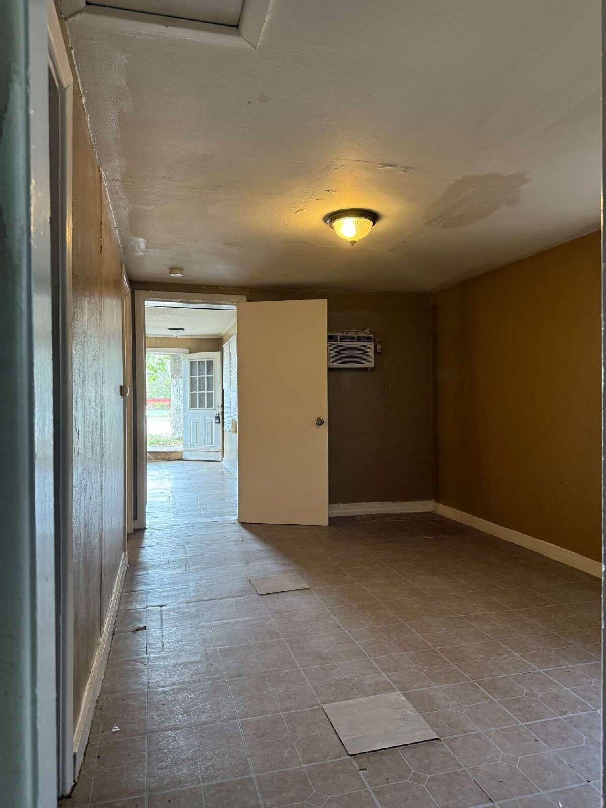 One Bedroom Apartment Close to 410 & 87 property image