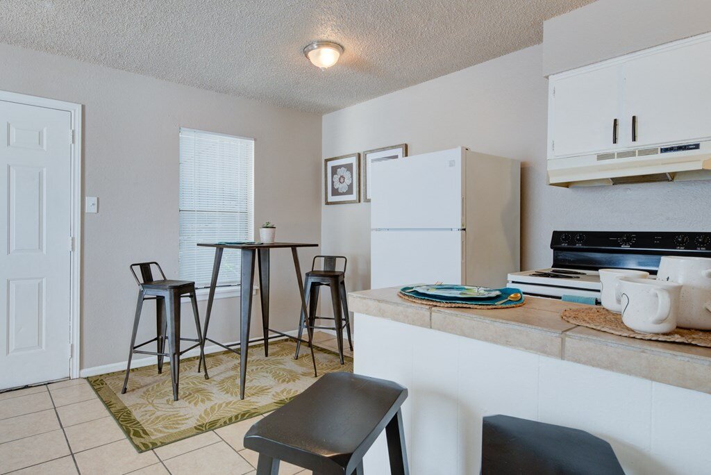 Move in Special - South Side 1 Bedroom property image