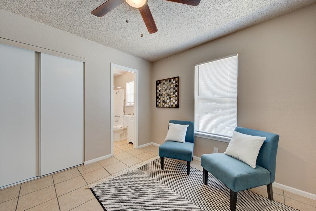 Move in Special - South Side 1 Bedroom property image