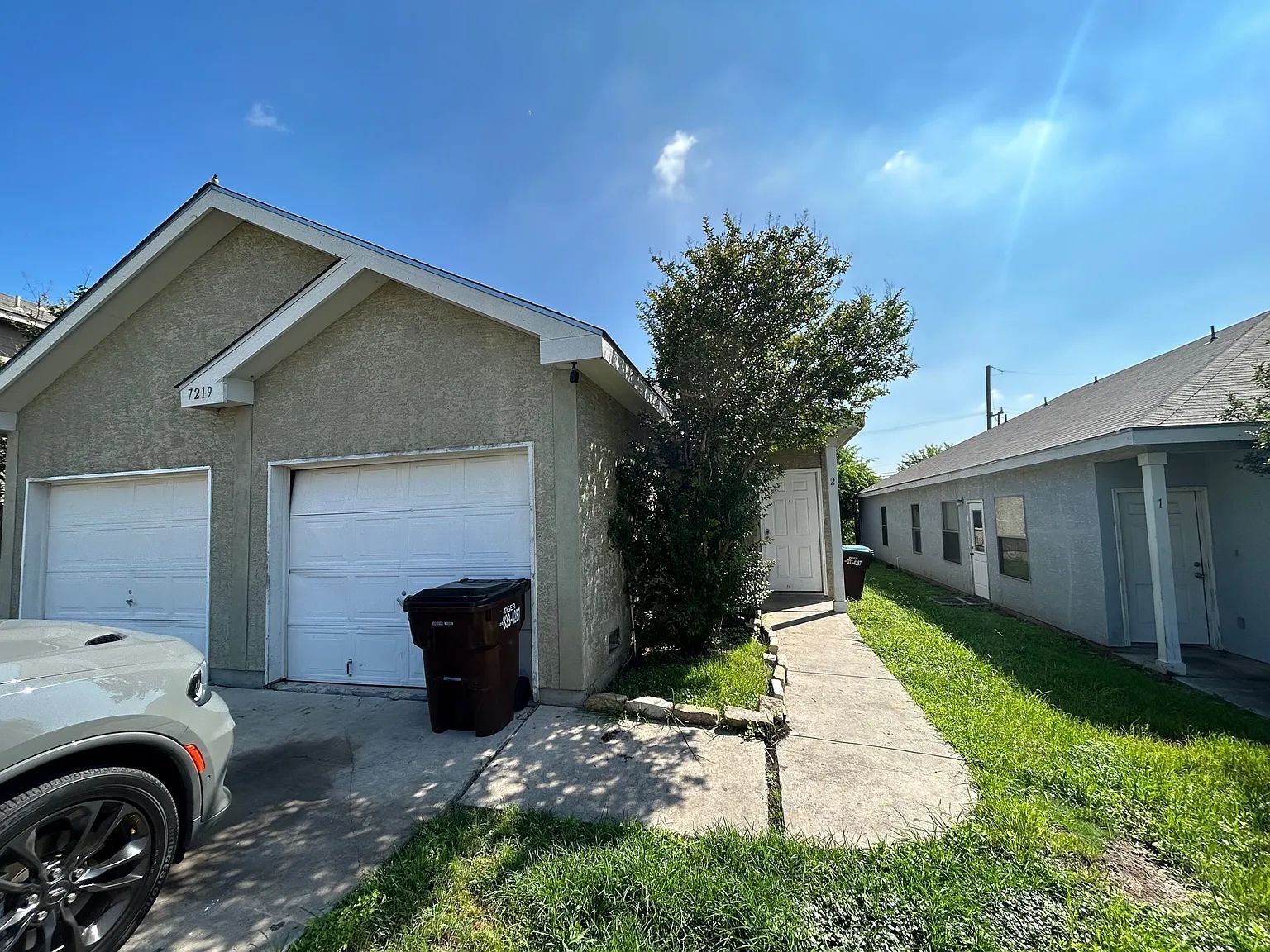 Application Special - 3/2 Home with a Yard and Central AC property image