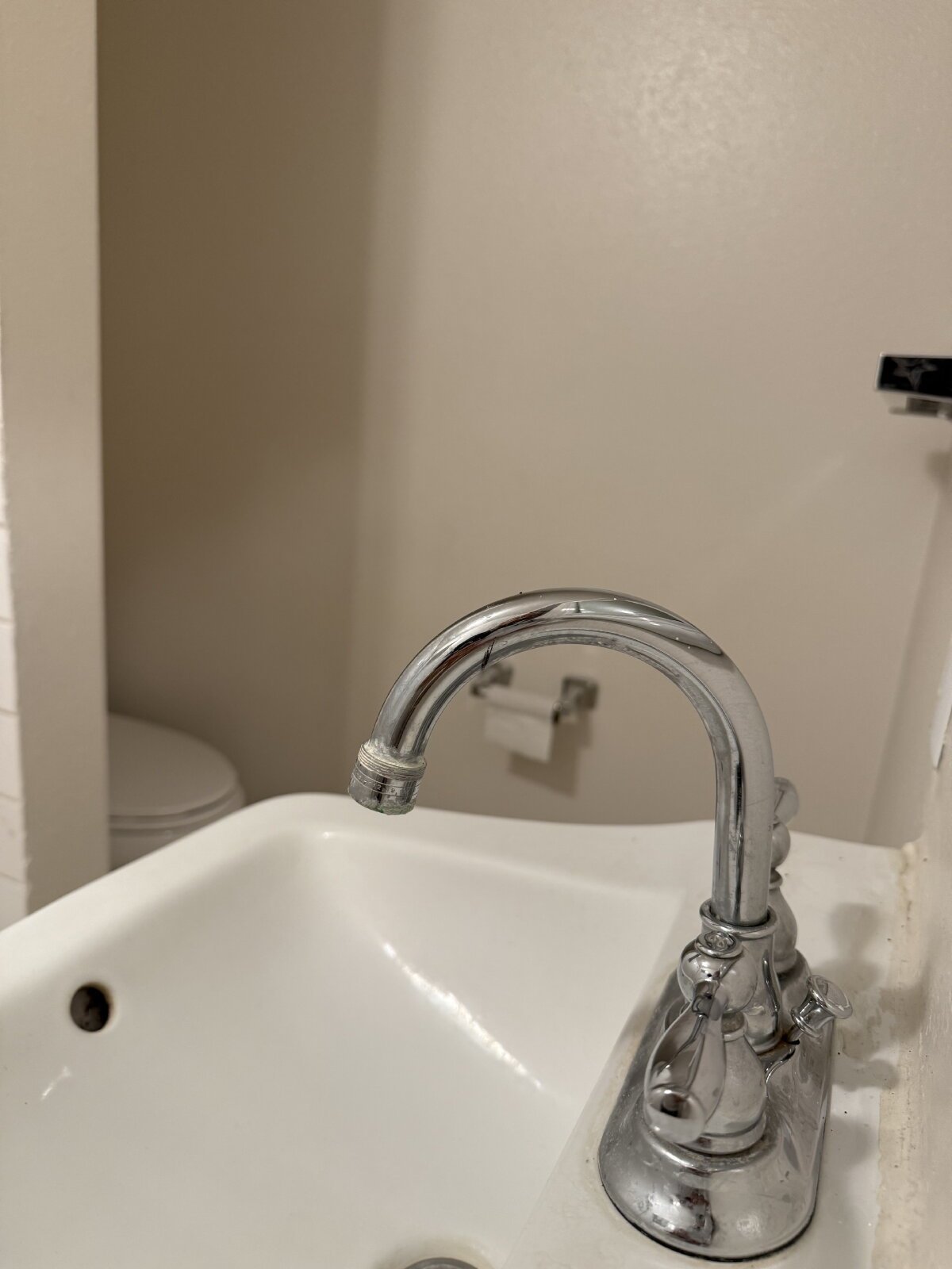 Application Special - Gorgeous One Bedroom On the East Side, Close to Ft. Sam property image