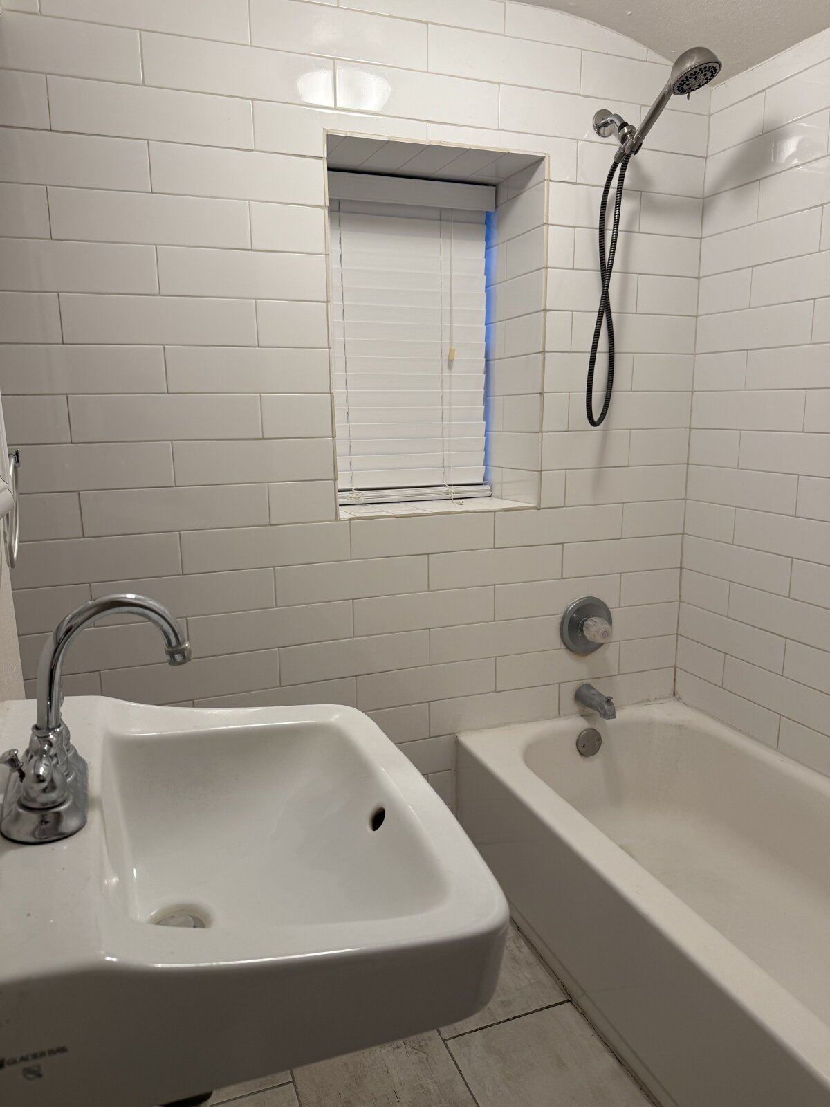 Application Special - Gorgeous One Bedroom On the East Side, Close to Ft. Sam property image