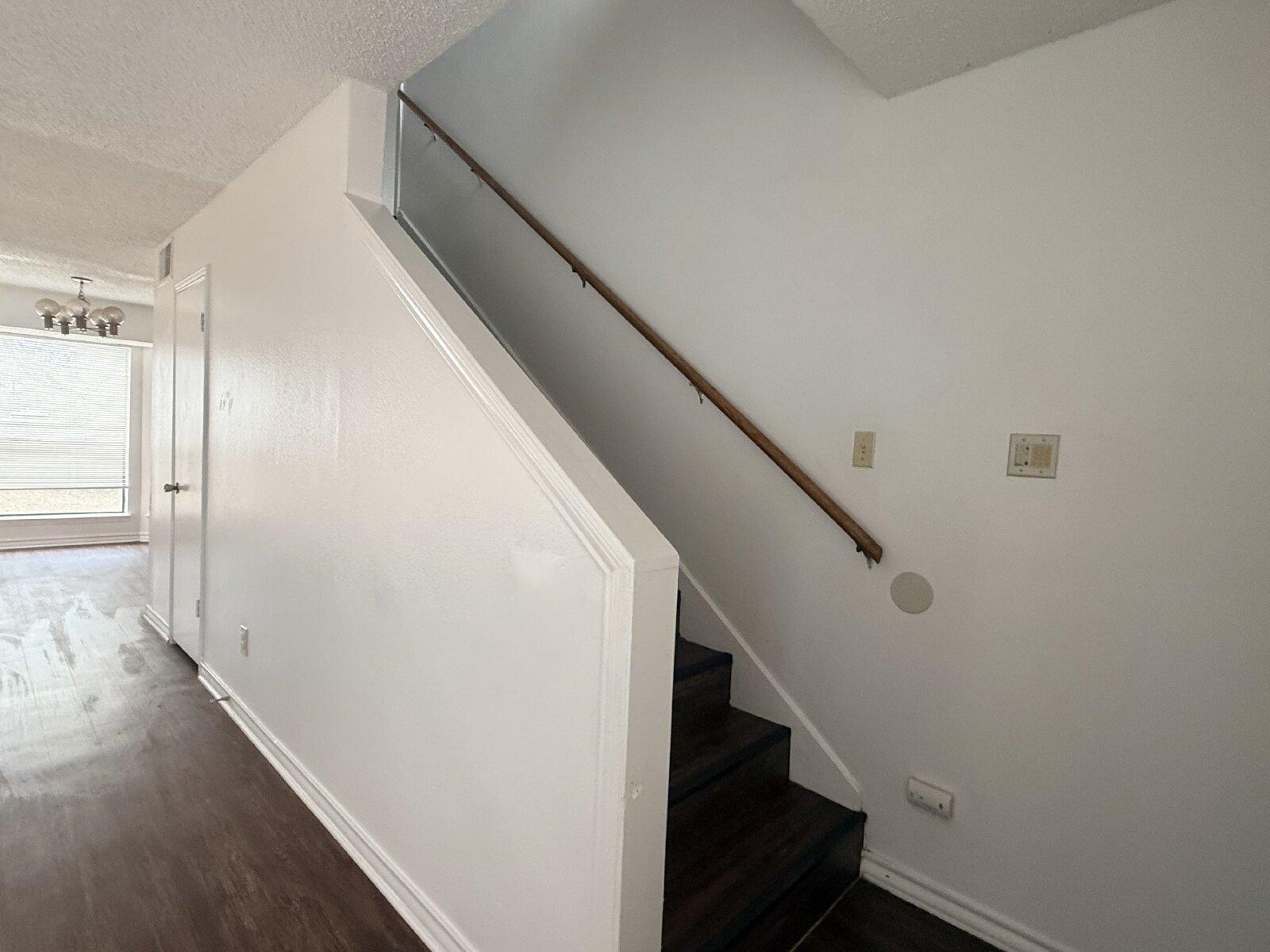 Beautiful 2 bed/2 Bath home Close to W Loop 1604 property image