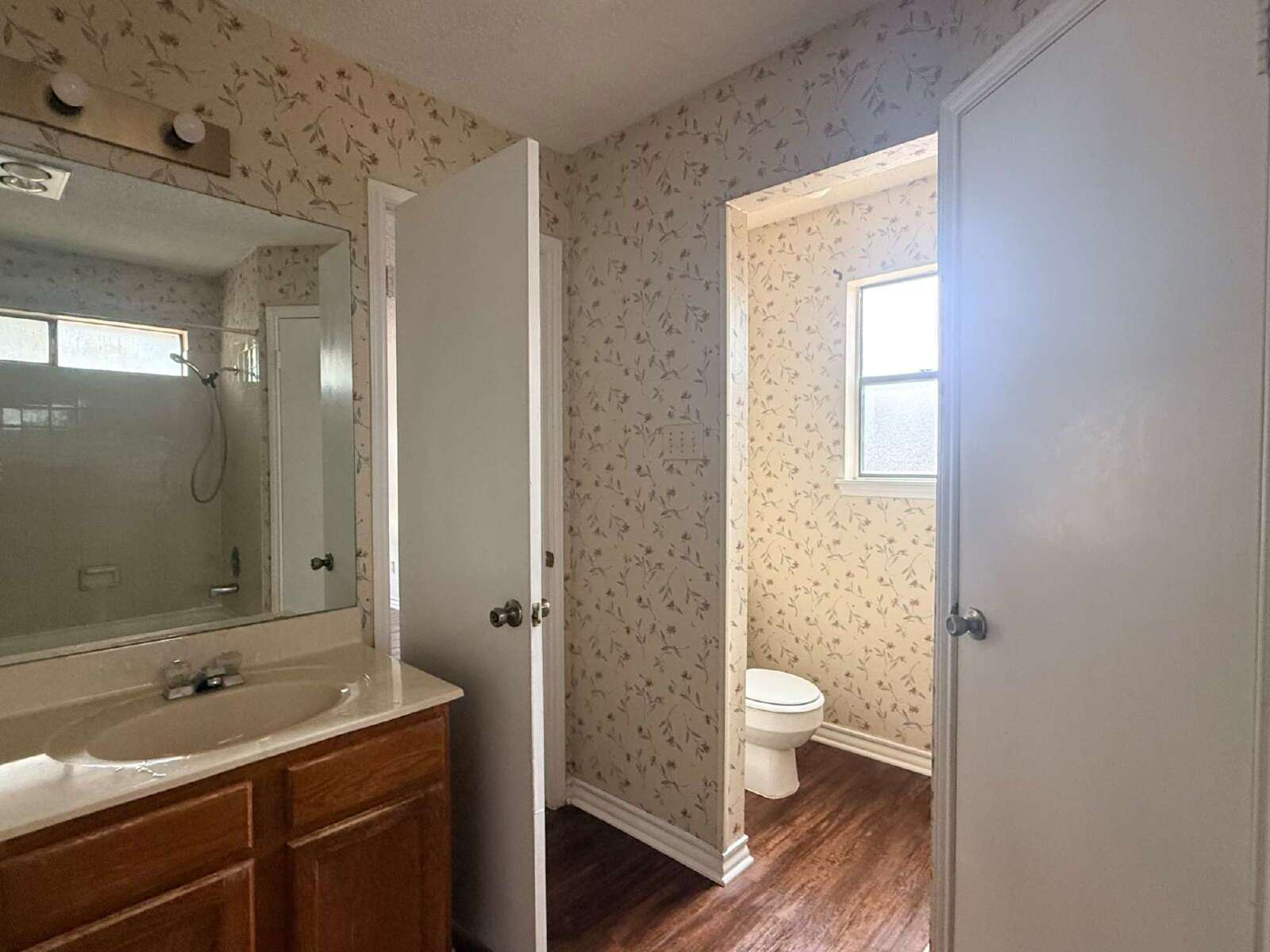 Beautiful 2 bed/2 Bath home Close to W Loop 1604 property image