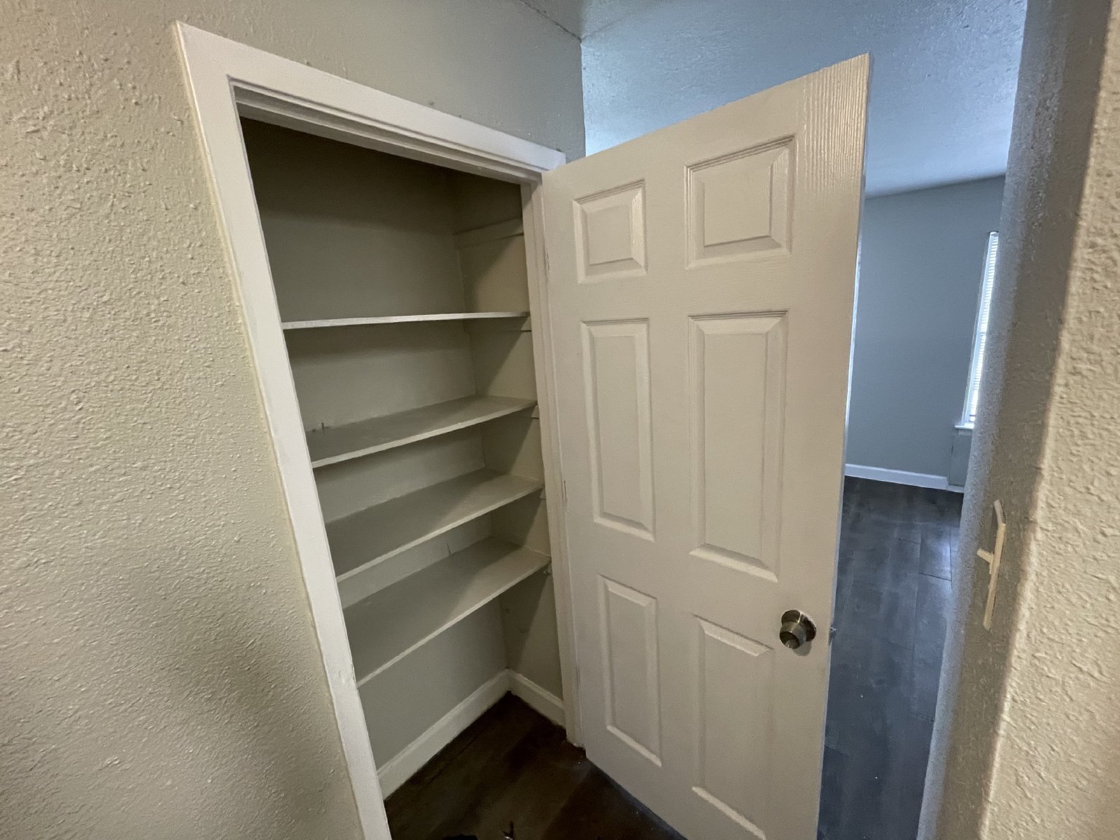 Two bedroom, 1 bathroom apartment property image