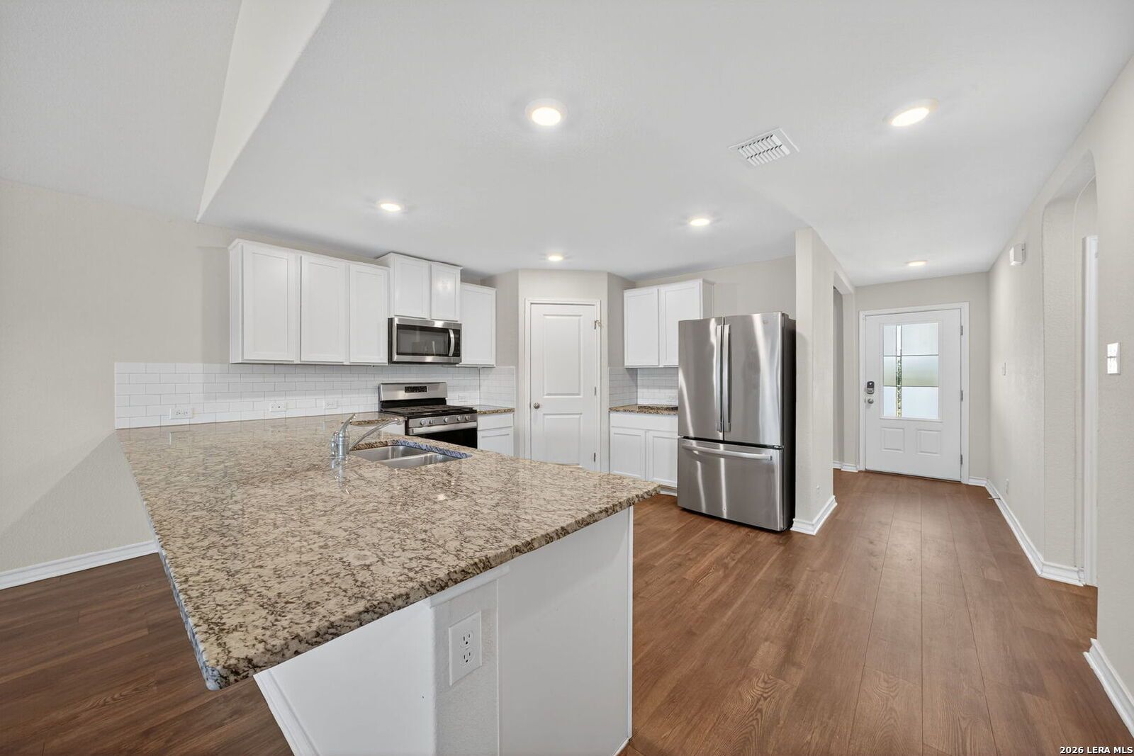 Open Floor Plan 4 Bed/2.5 Bath Home in Alamo Ranch property image