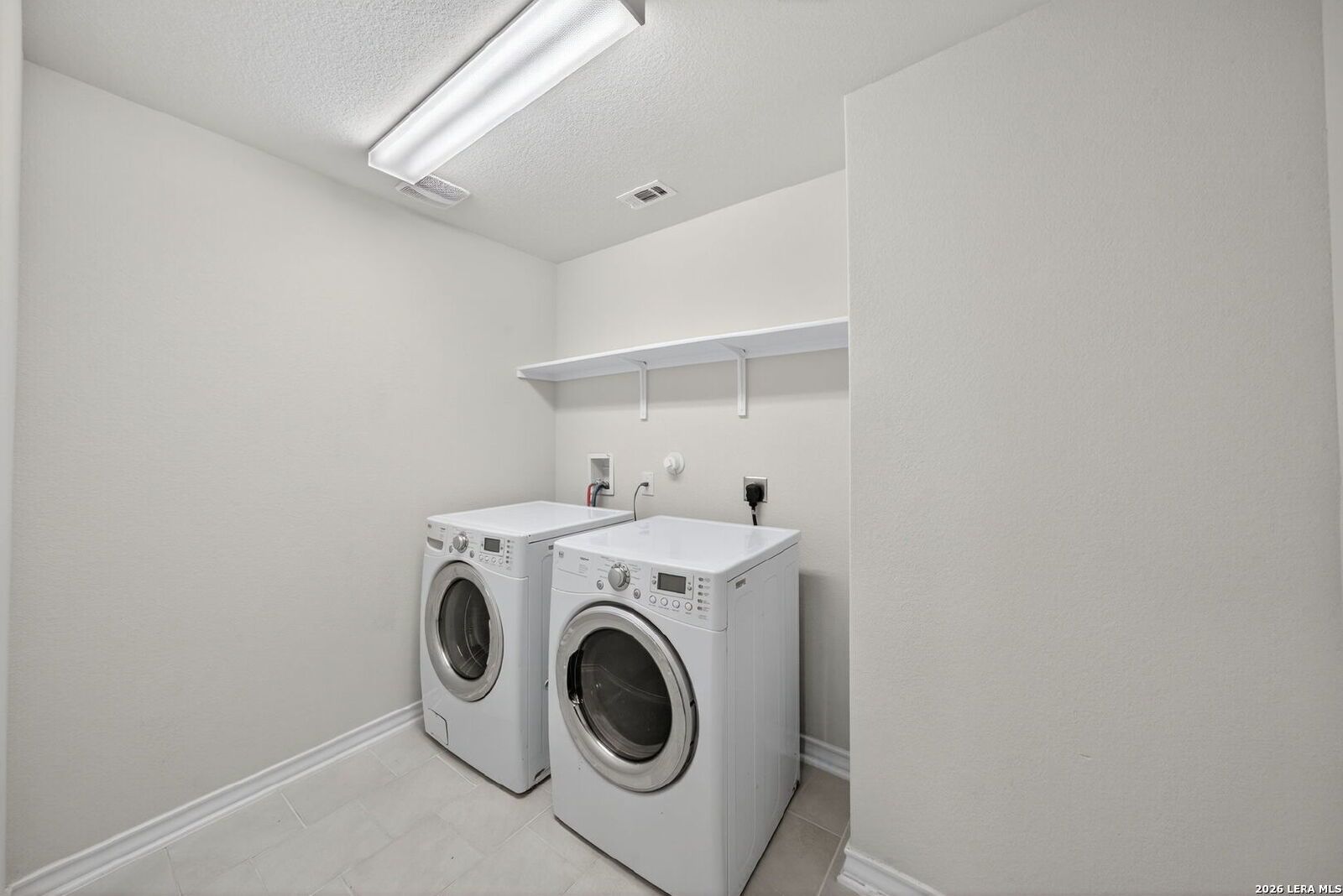 Open Floor Plan 4 Bed/2.5 Bath Home in Alamo Ranch property image