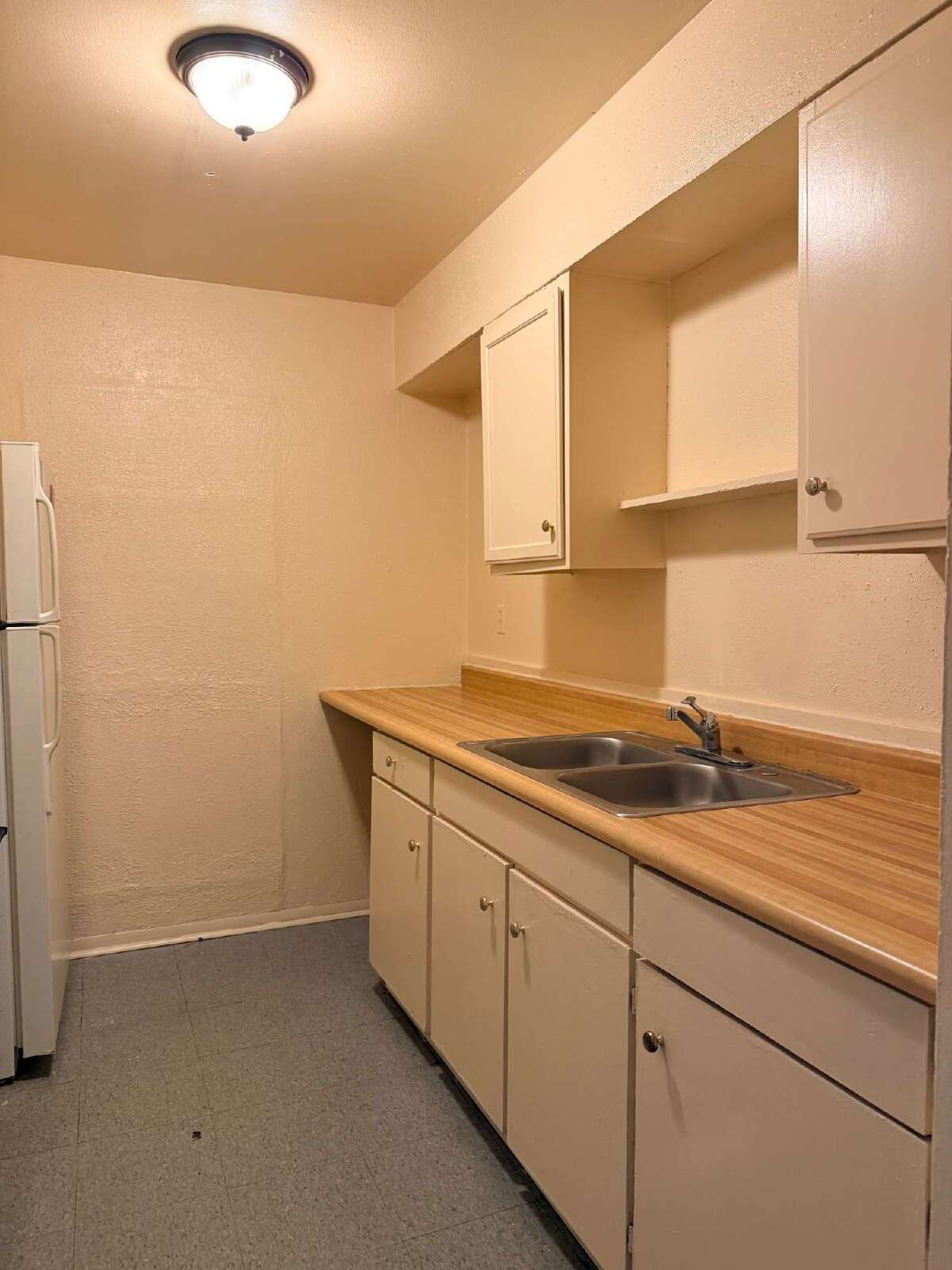 Affordable 1 Bed/1 Bath Duplex Apartment property image