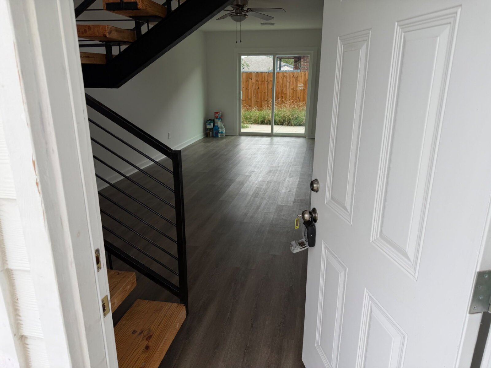 Beautiful 3 bed/3 bath Available in North East San Antonio property image