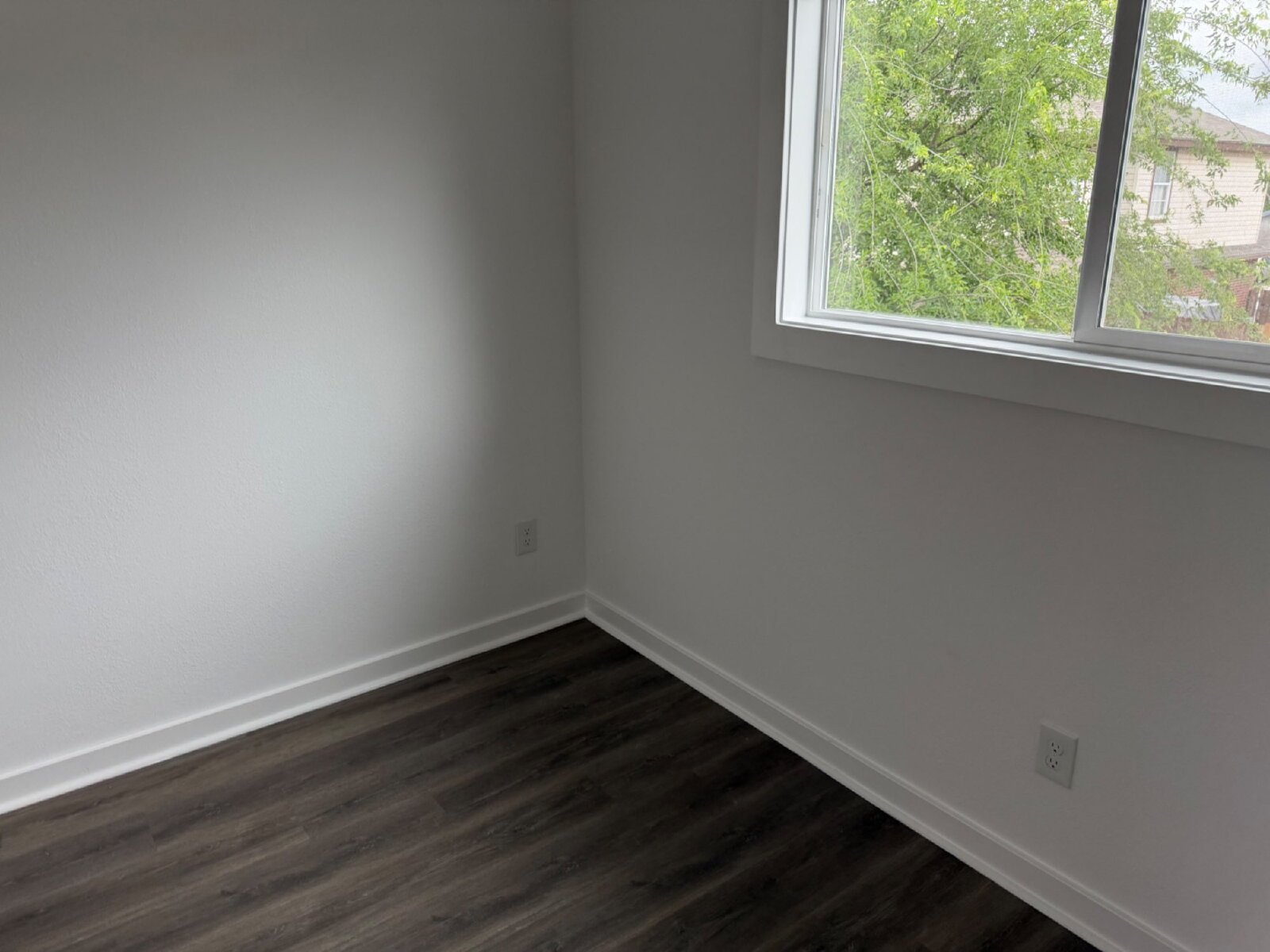 Beautiful 3 bed/3 bath Available in North East San Antonio property image