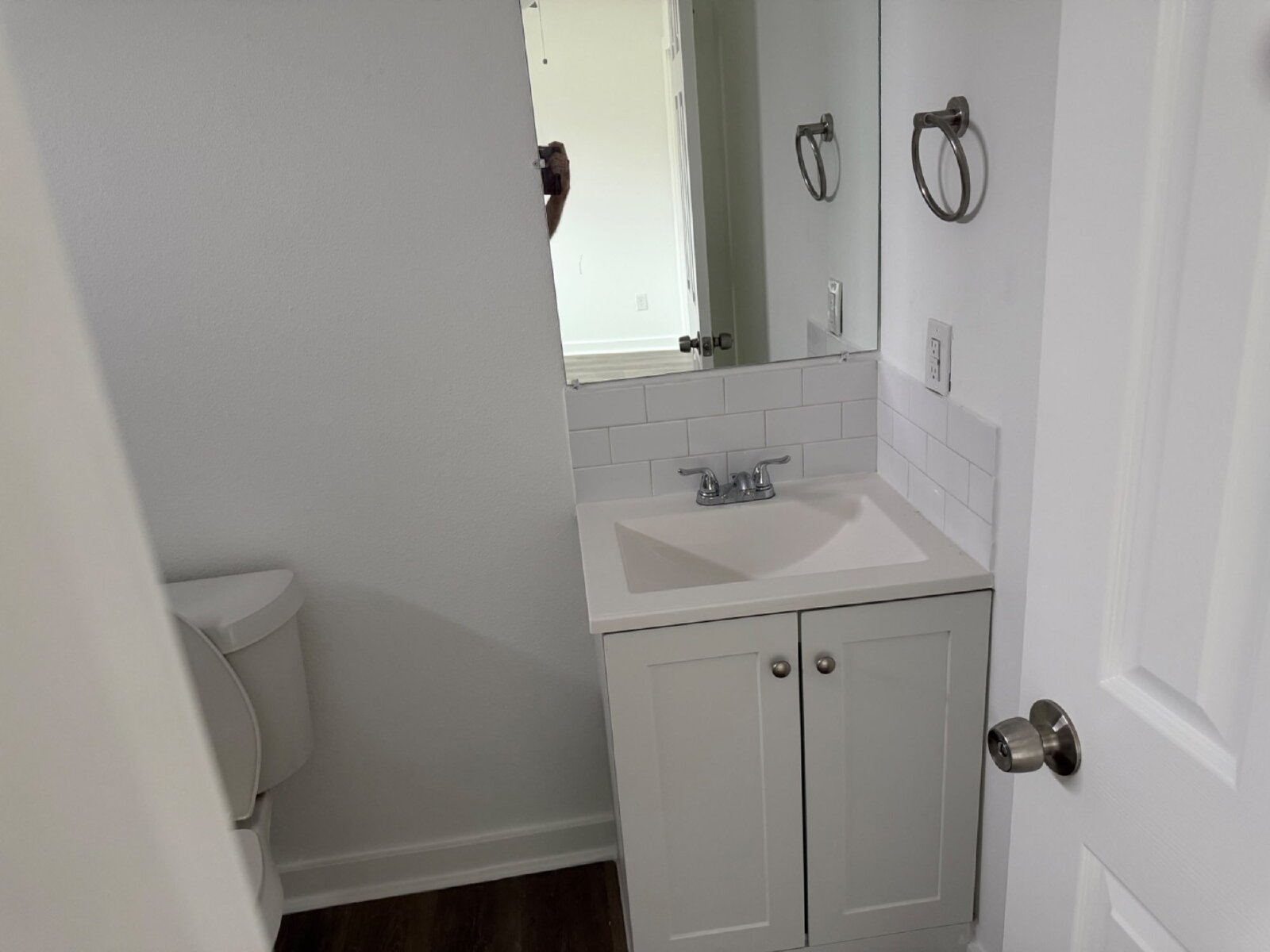 Beautiful 3 bed/3 bath Available in North East San Antonio property image