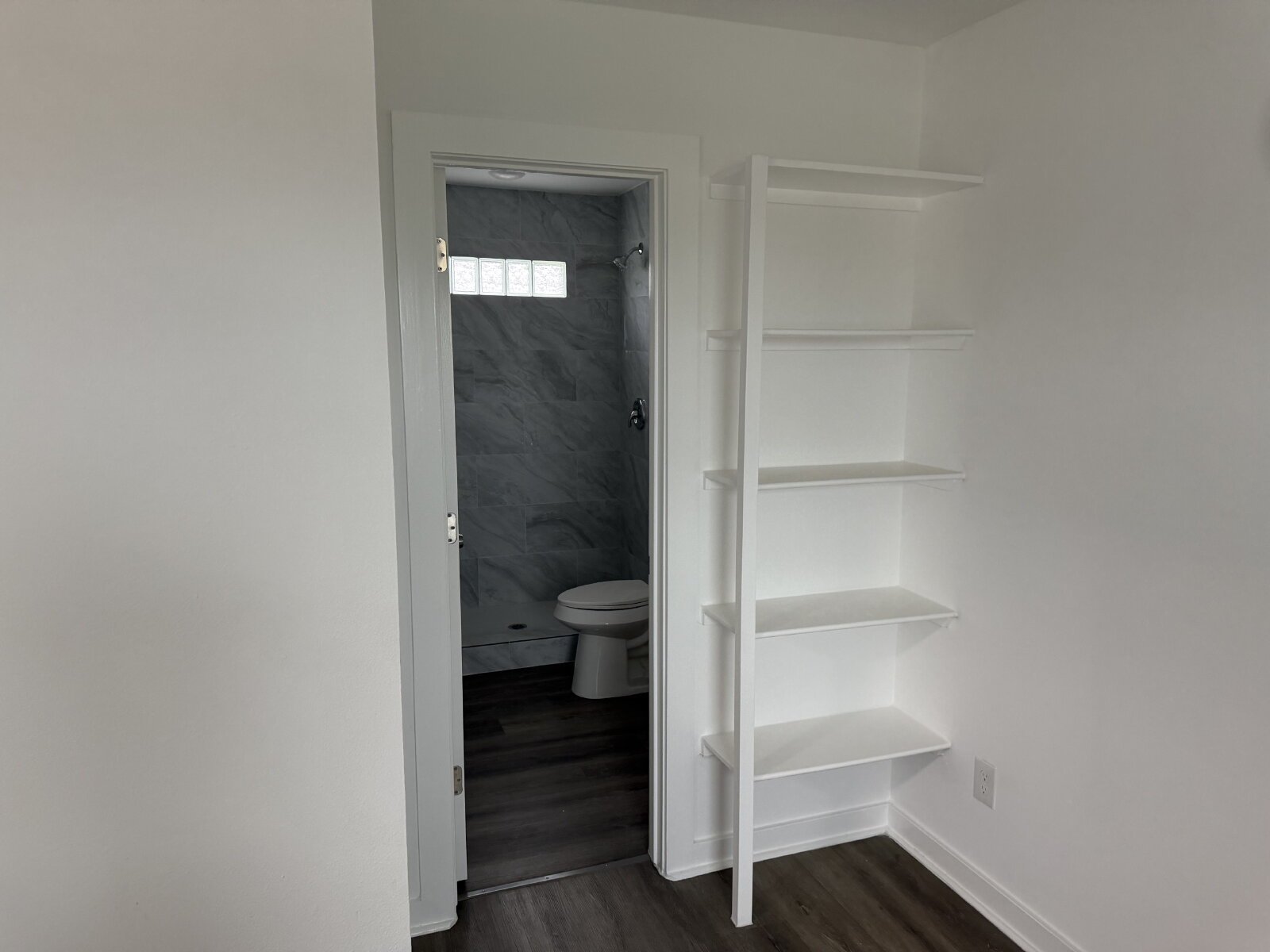 Beautiful 3 bed/3 bath Available in North East San Antonio property image