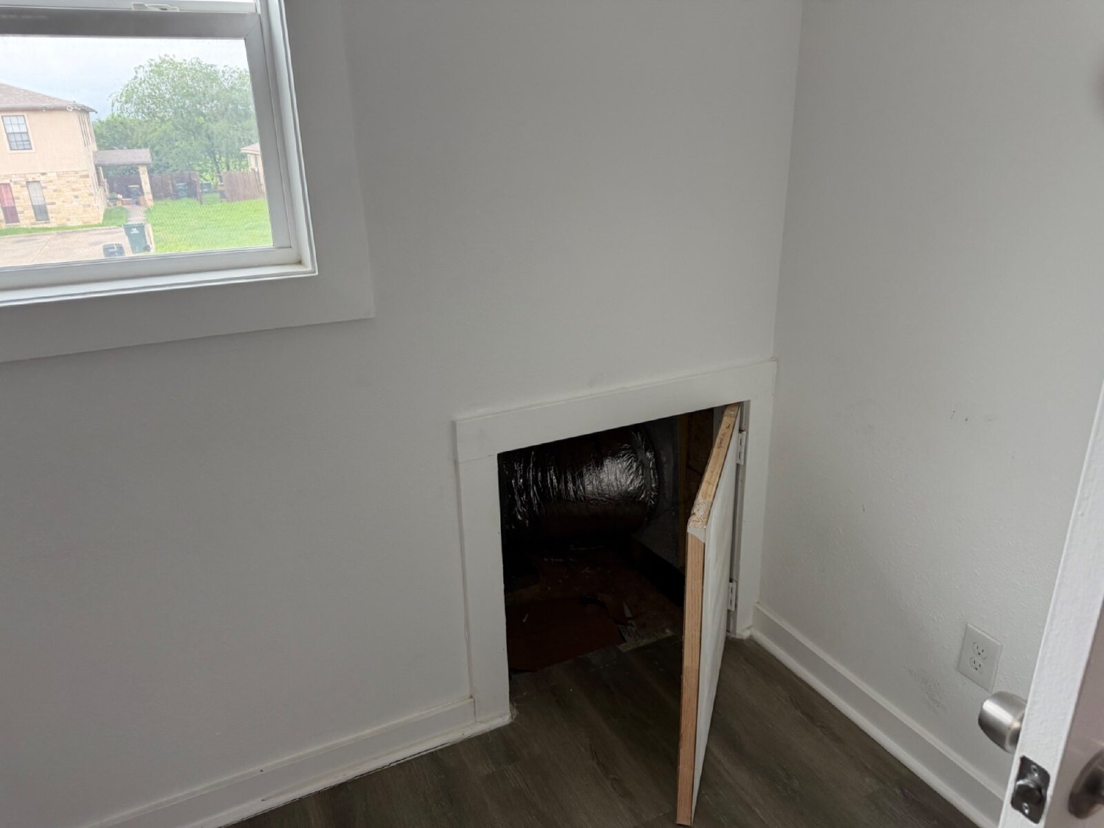 Beautiful 3 bed/3 bath Available in North East San Antonio property image