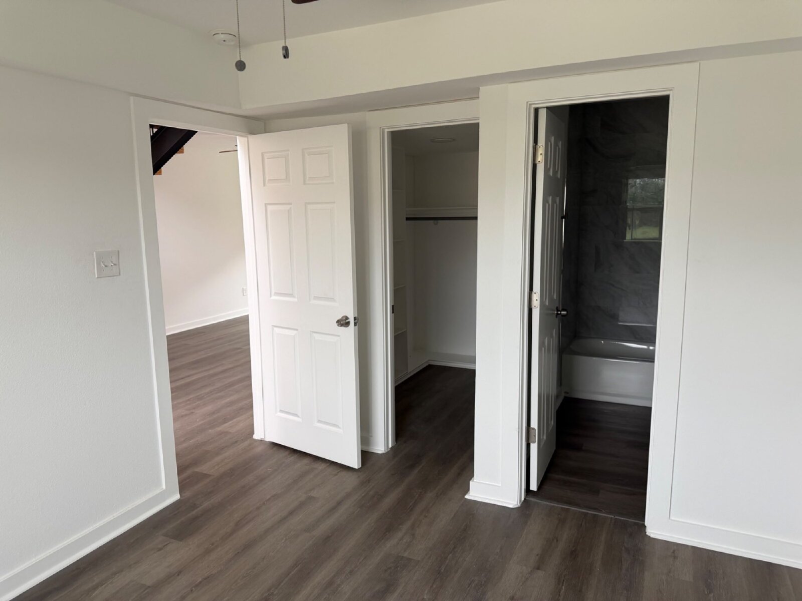 Beautiful 3 bed/3 bath Available in North East San Antonio property image
