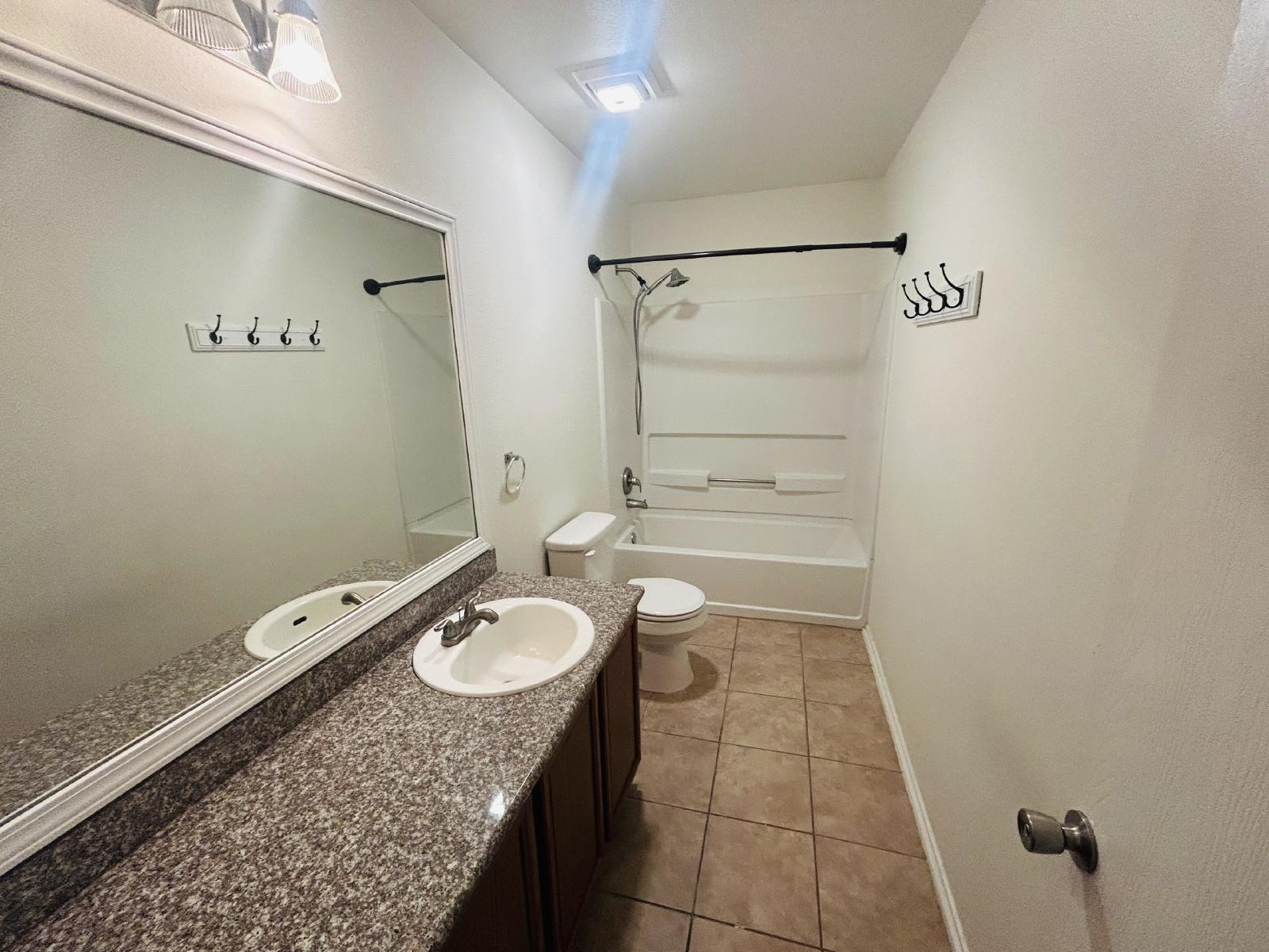Beautiful 3 bedroom and 2.5 bathroom Home for Rent in NW San Antonio/Leon Valley property image